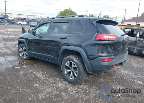 2015 Jeep Cherokee Trailhawk from USA, damaged, VIN 1C4PJMBS8FW575759